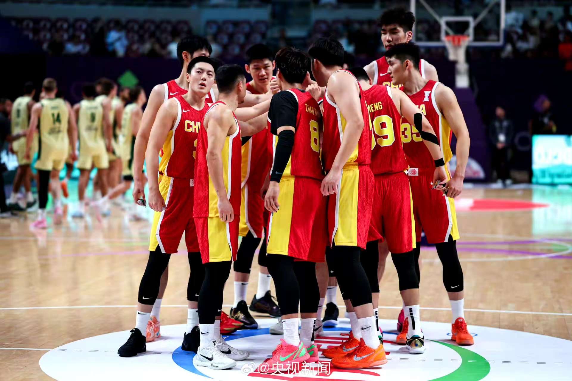 中国队队员士气高昂，备战瞄准大赛决胜关键