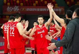 海南男篮陷入苦战，暂时失去优势(海南儋州体育中心体育馆韩飞龙开战)
